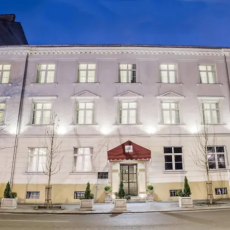 Theater Garni Hotel Belgrado